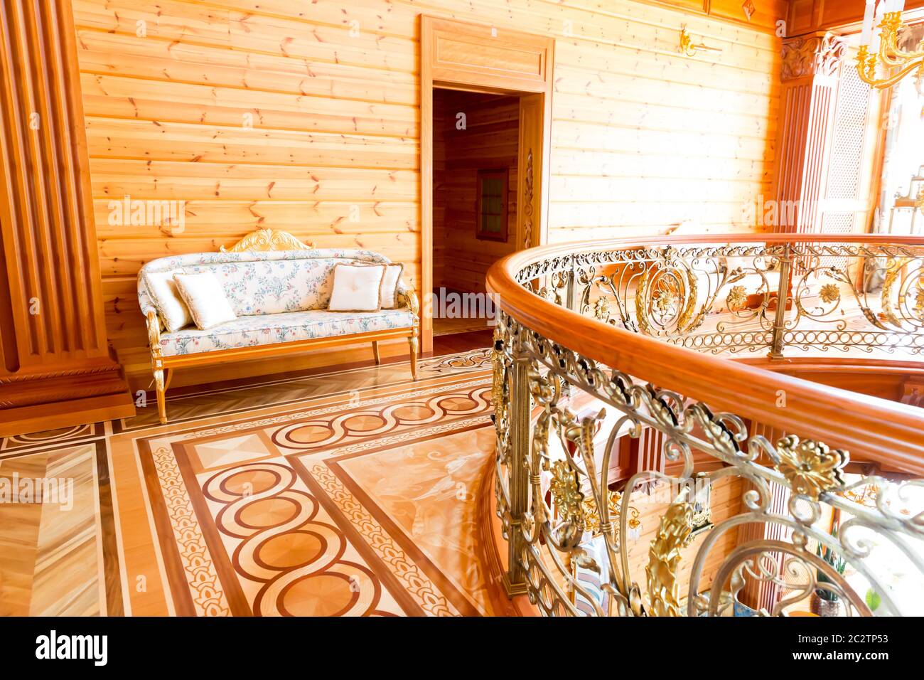 Petrivtsi Novi, Ukraine - Mai 27, 2015 Mezhigirya residence de l'ex-président de l'Ukraine Ianoukovitch. 'Khonka' house interior Banque D'Images