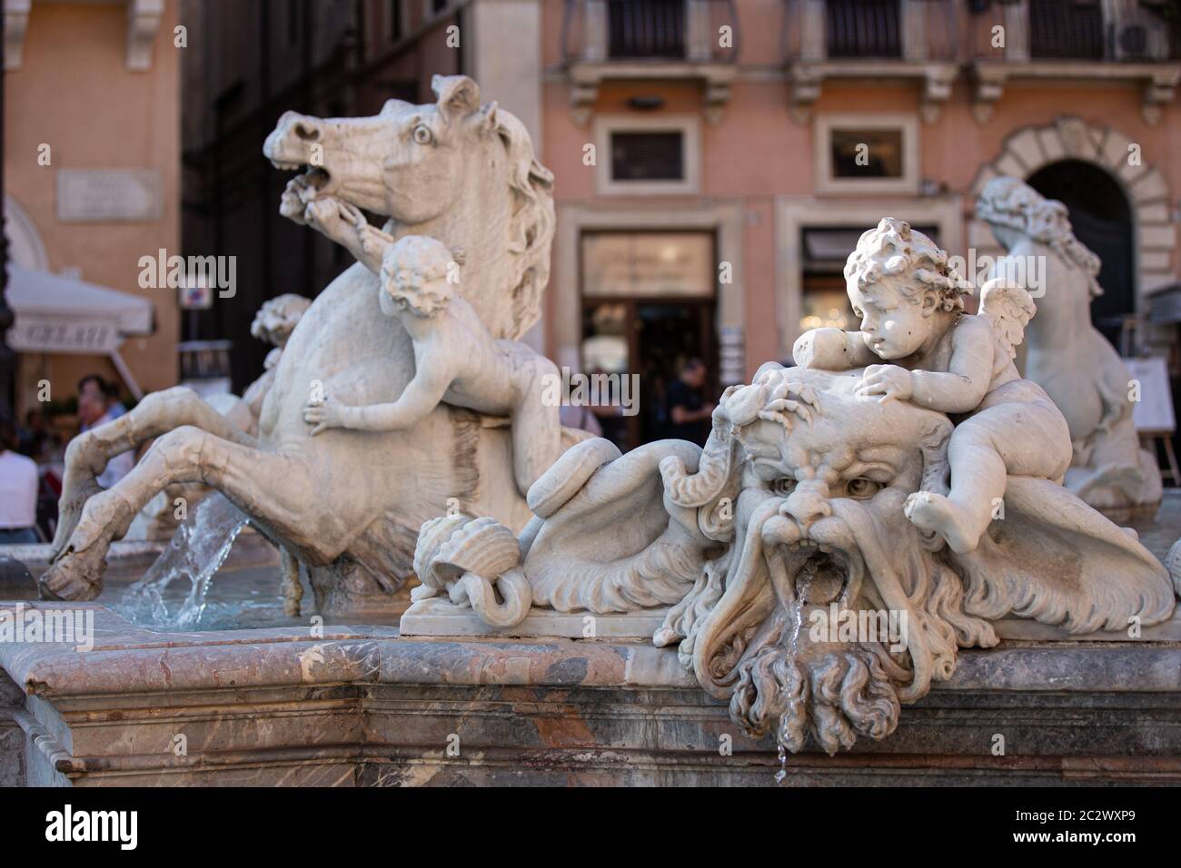 Fontaine de Neptune sur la place Navona à Rome Banque D'Images