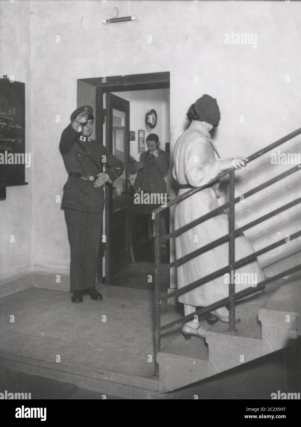 La Croix-Rouge allemande Heinrich Hoffmann photographie 1933 ...