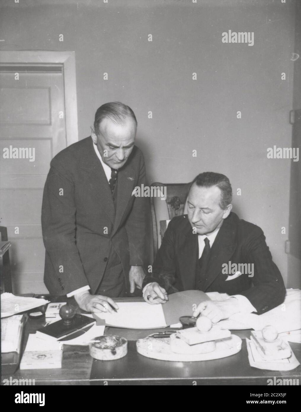 La Croix-Rouge allemande Heinrich Hoffmann photographie 1933 ...