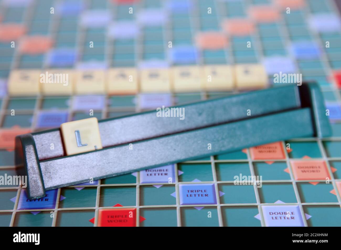 Mosaïque de lettres Scrabbles - caractère lettre L Banque D'Images