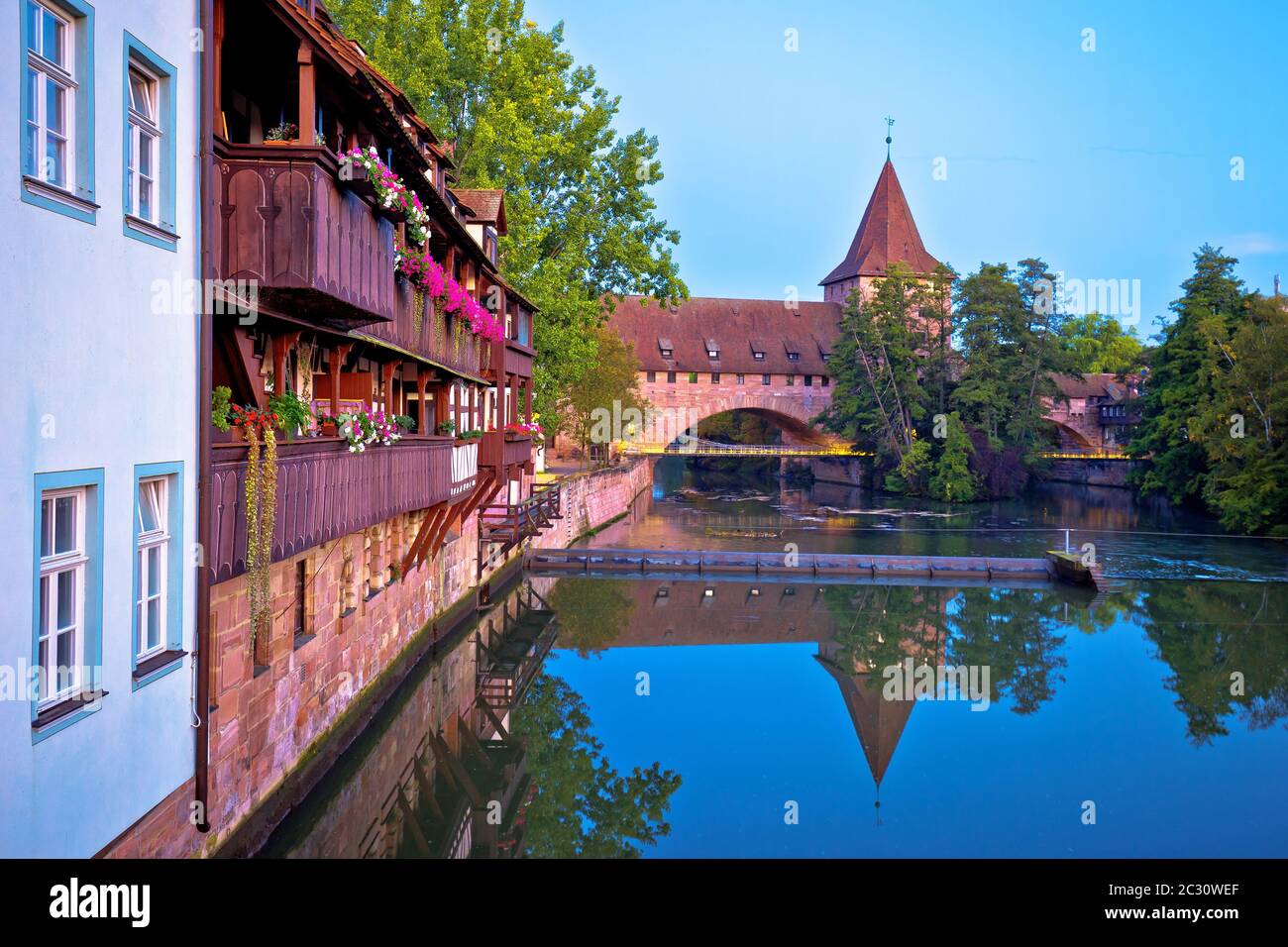 Nurnberg. Vue sur la rivière Pegnitz, en face de l'eau, à Nuremberg Banque D'Images