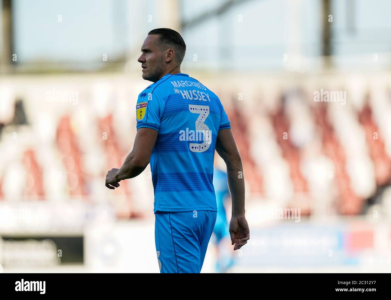 Northampton, Royaume-Uni. 18 juin 2020. Chris Hussey de Cheltenham Town pendant le Sky Bet League 2 jouer demi finale première partie match entre Northampton Town et Cheltenham Town au Sixfields Stadium, Northampton le 18 juin 2020. Photo de David Horn. Crédit : images Prime Media/Alamy Live News Banque D'Images