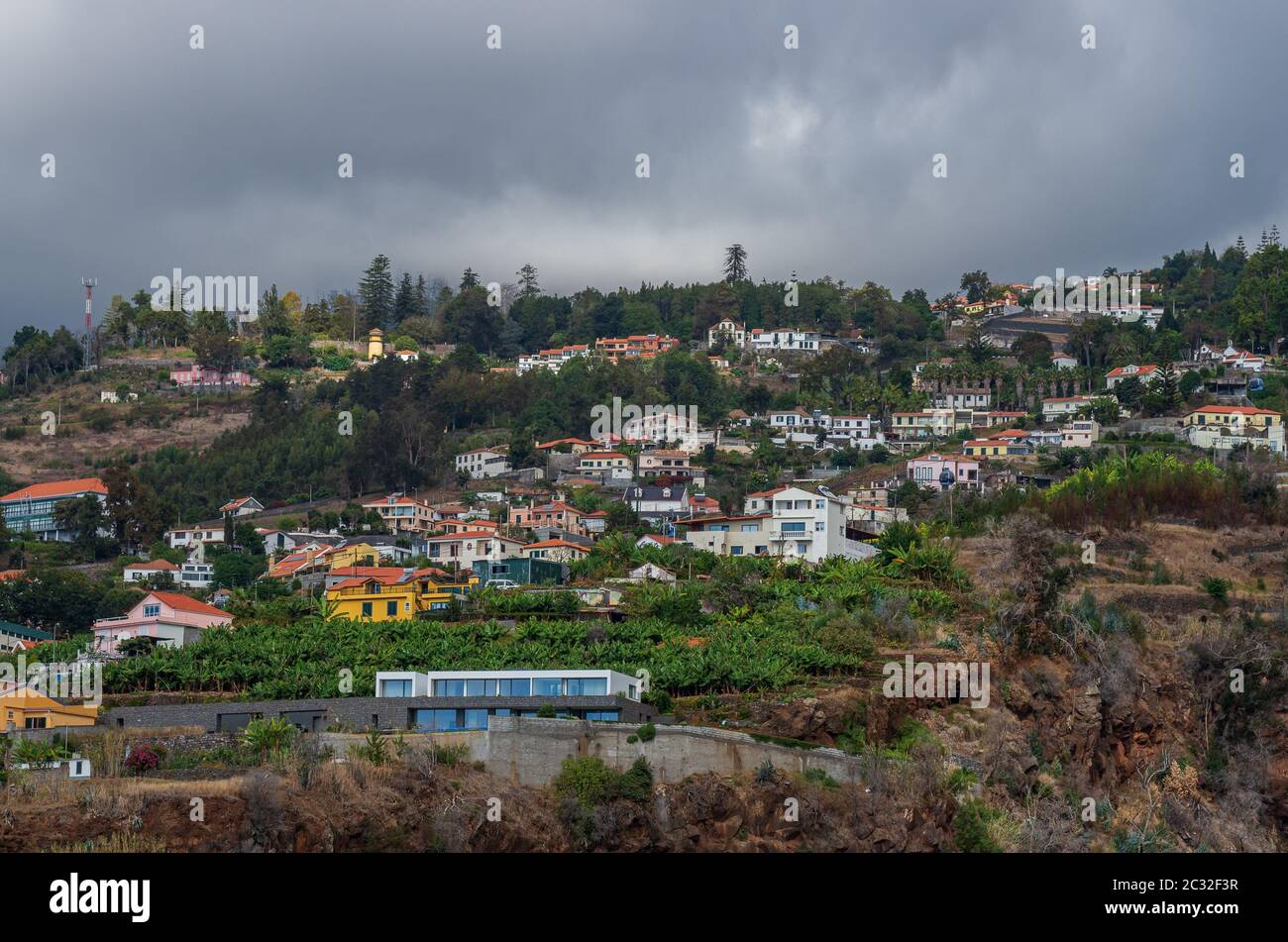 Vue panoramique sur Funchal sur l'île de Madère. Portugal Banque D'Images