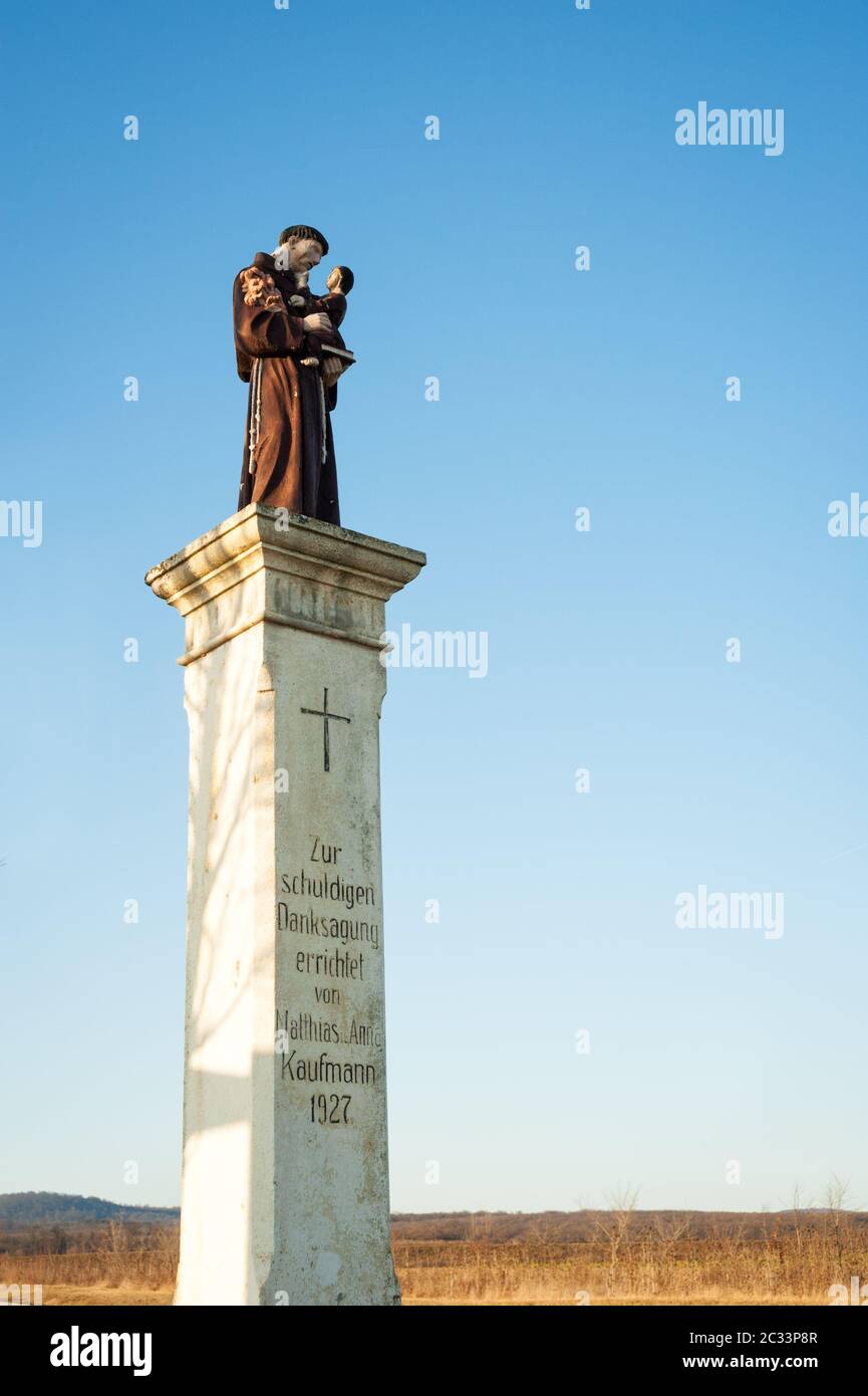 Waycross avec statue de saint antonio dans le Burgenland Banque D'Images