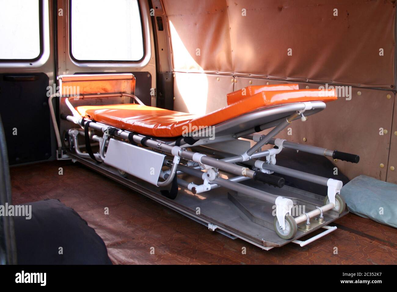 Vue de l'intérieur de l'ambulance utilisé Banque D'Images