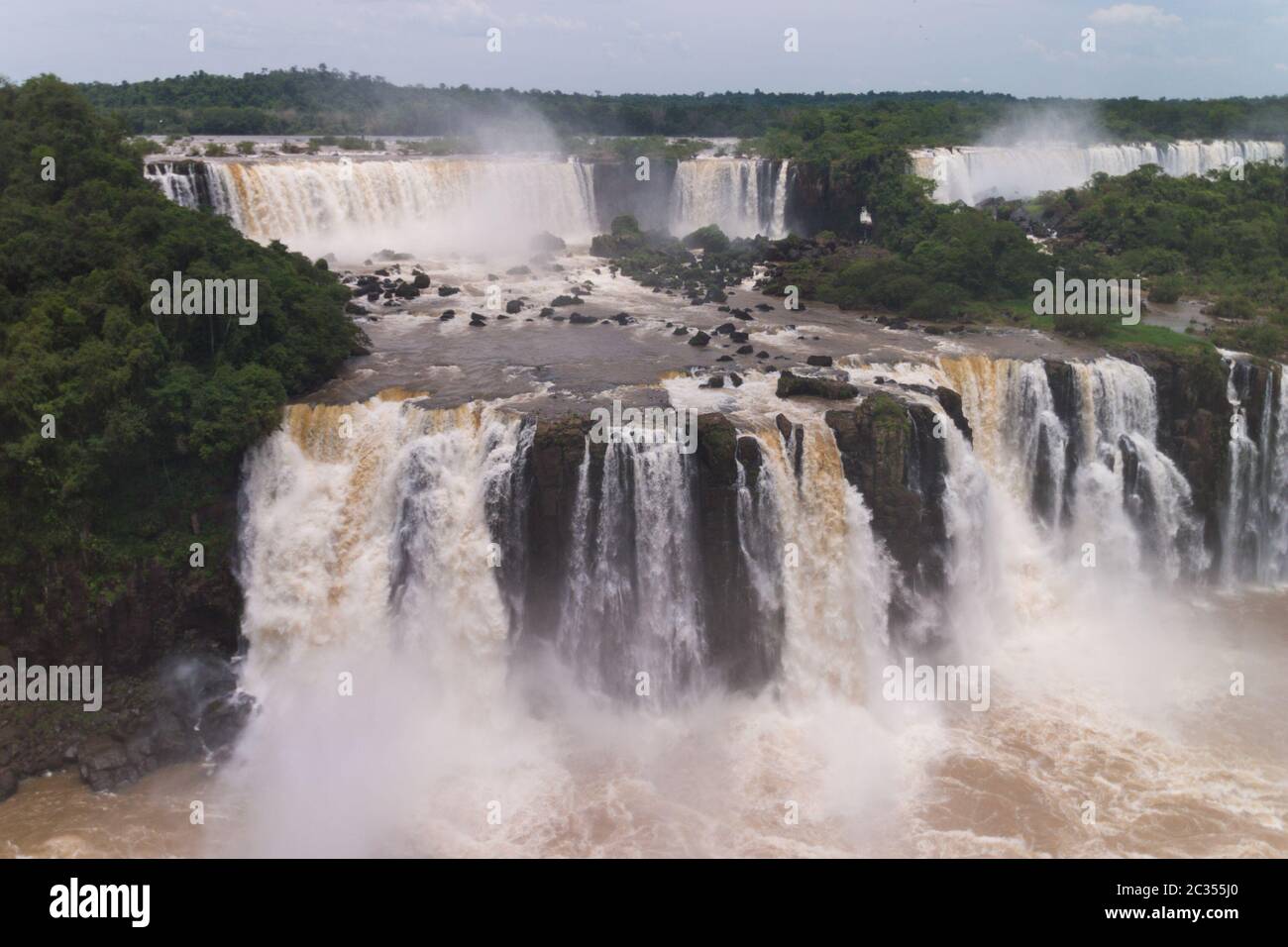 Les chutes d'Iguaçu sont vues du côté brésilien Banque D'Images