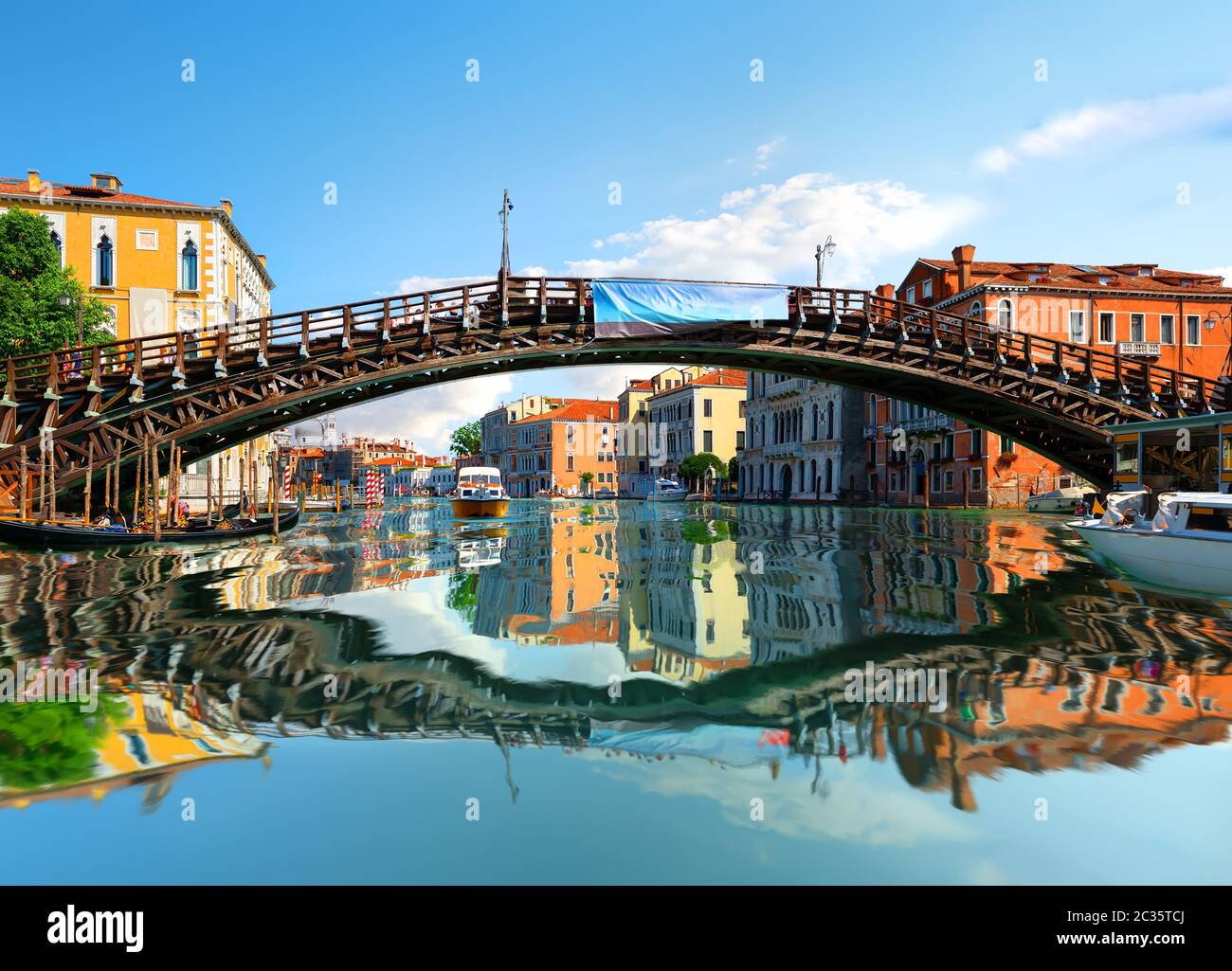 Pont de l'Académie Banque D'Images