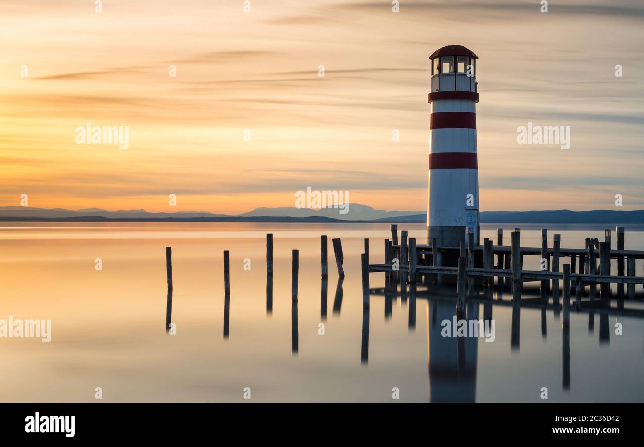 Phare sur le lac Neusiedlersee à Podersdorf Burgenland Banque D'Images