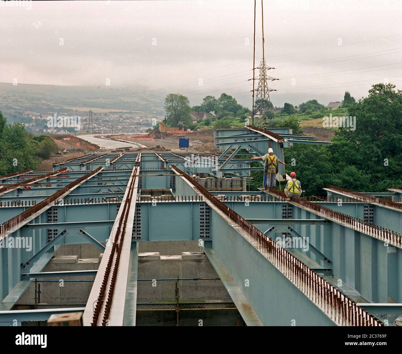 La construction d'un viaduc routier, sur la voie de contournement de Merthyr Tydfil, au sud du pays de Galles, au Royaume-Uni en 1996 Banque D'Images