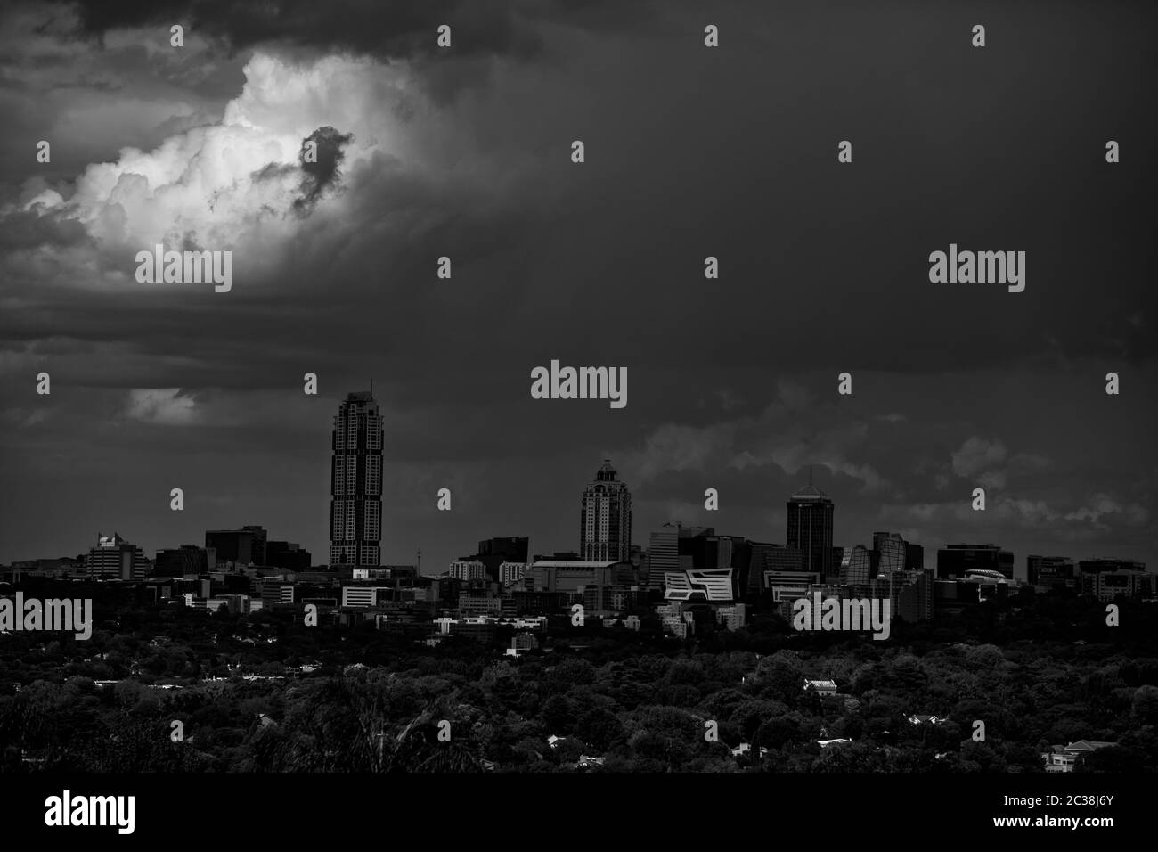 Images illustrant les règlements de confinement mis en œuvre par le président Cyril Ramaphosa pour freiner la propagation de Covid-19 Banque D'Images