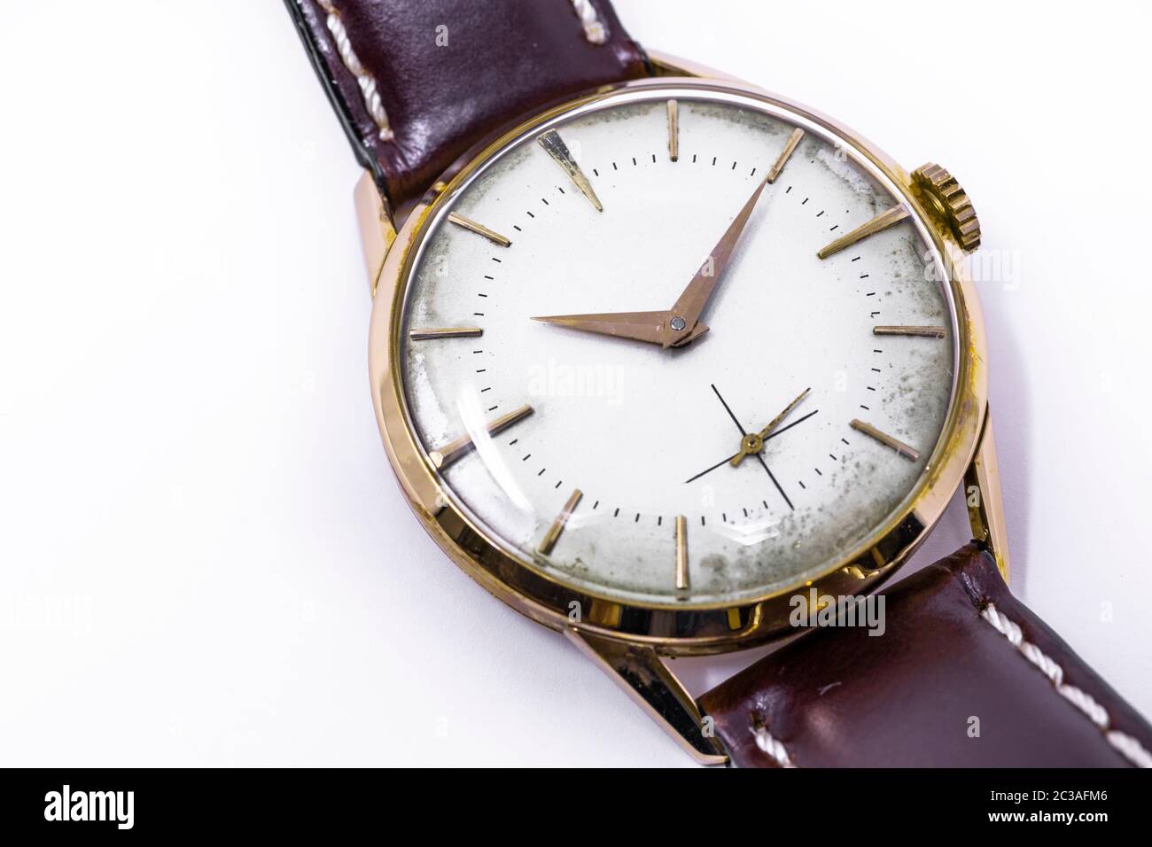 Montre Bracelet Vintage ELVIA Pour Femme - Dorée, Mécanique, En Acier - Occasion