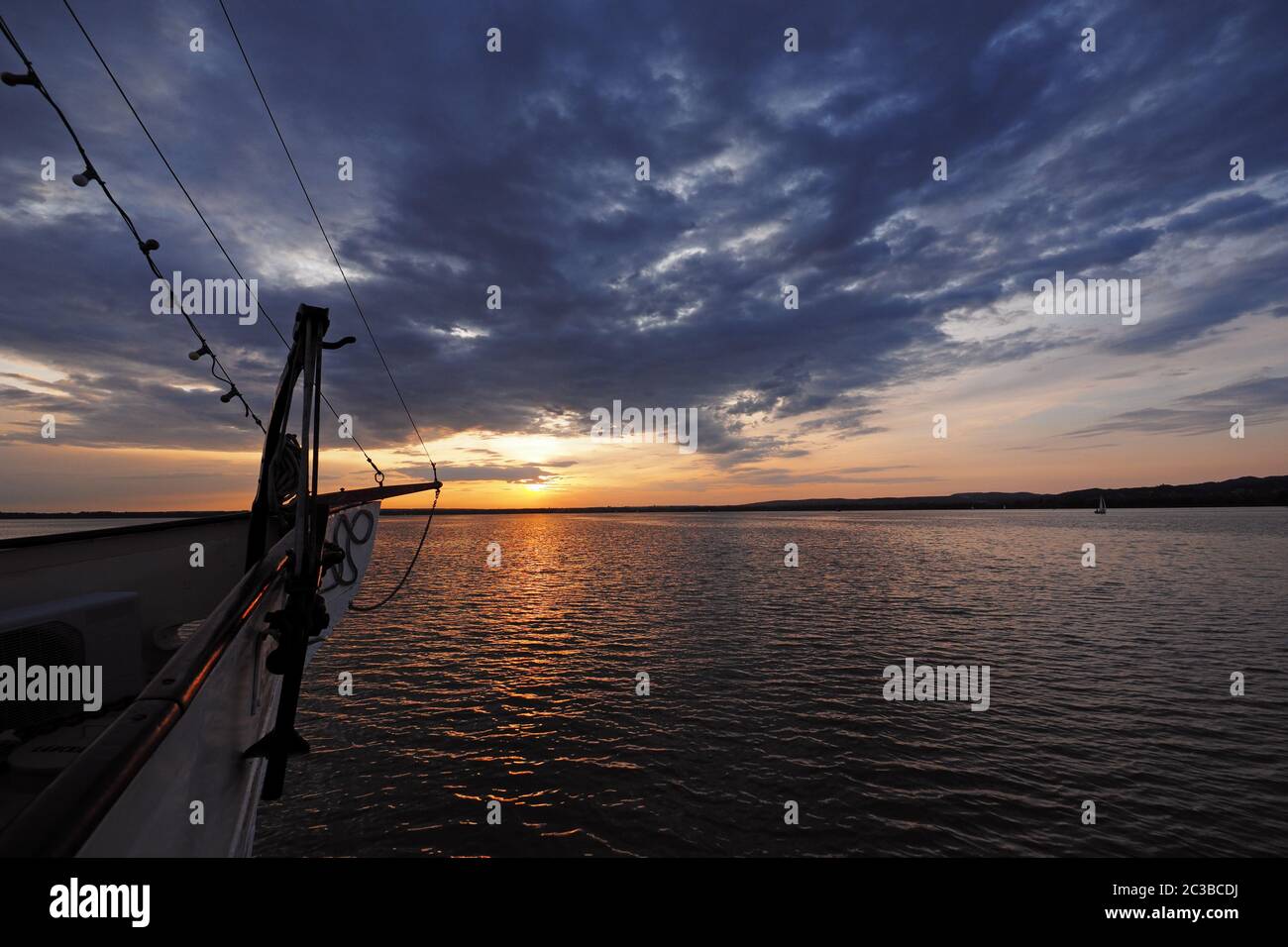 Sighteeing soirée croisière sur le lac Balaton, Hongrie Banque D'Images
