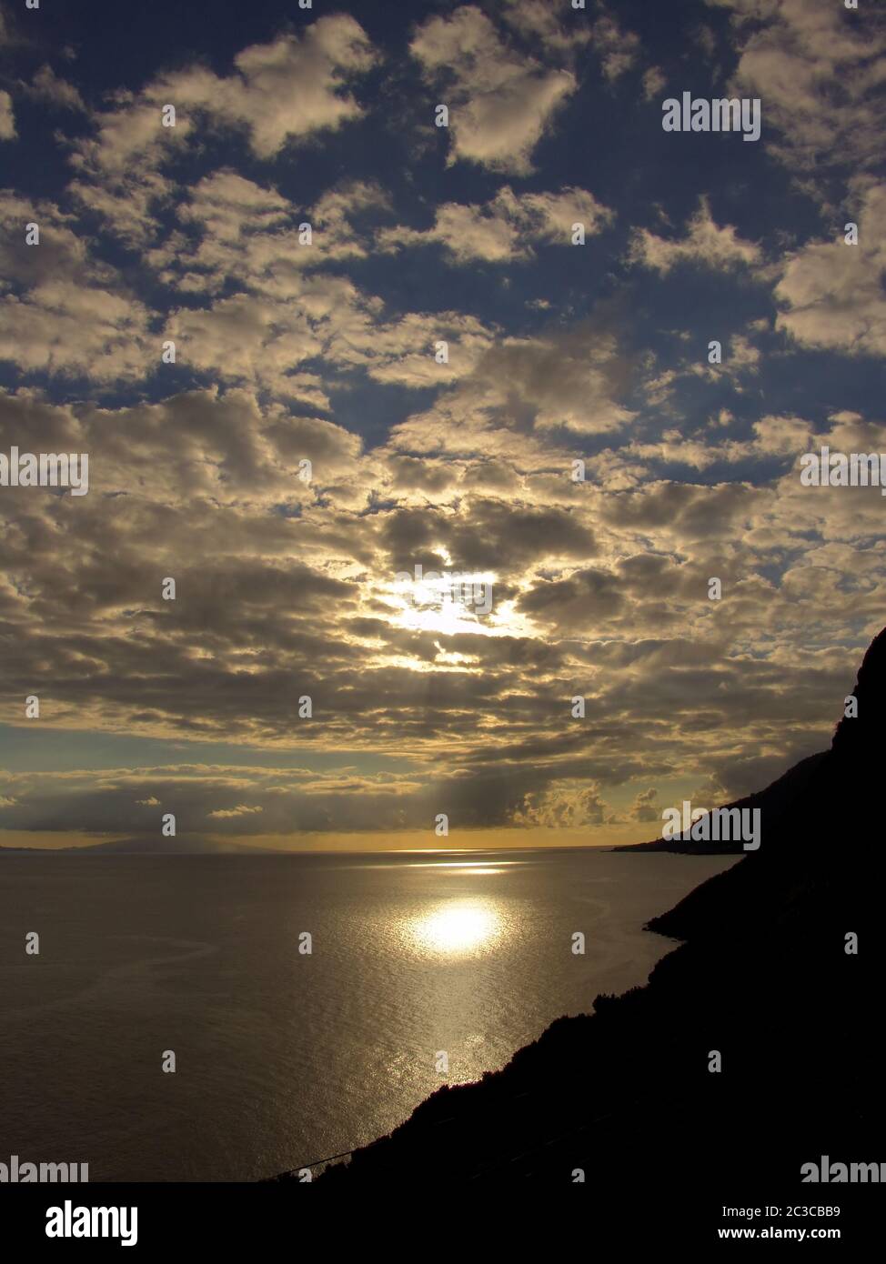 Coucher du soleil au bord de la mer Banque D'Images