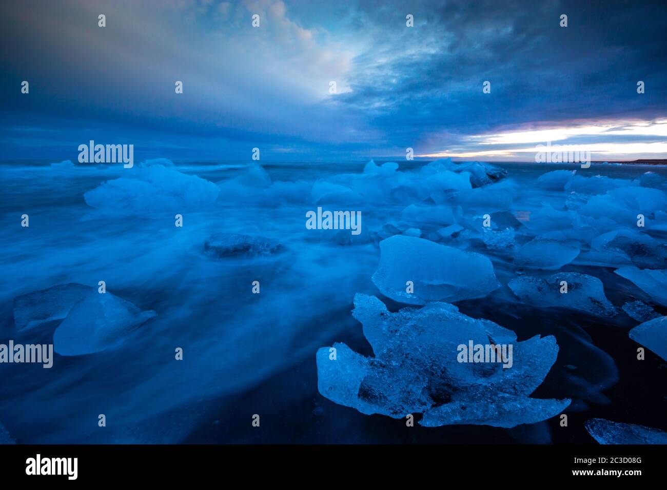 Morceaux de glace à Diamond Beach Islande Banque D'Images