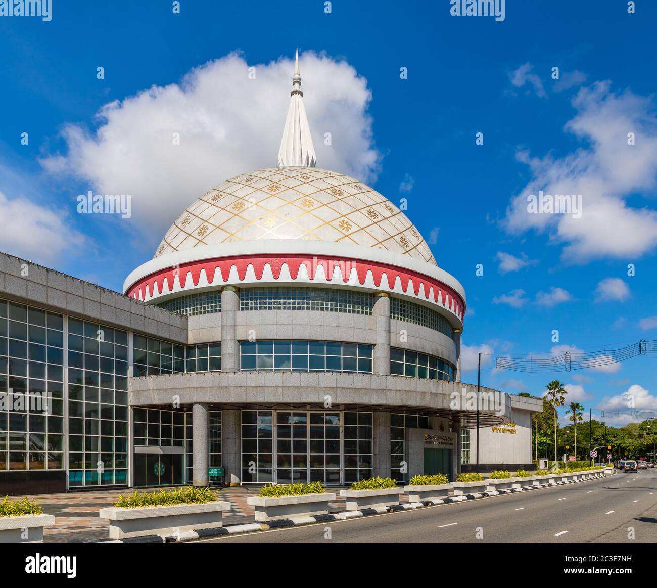 Le Musée royal de Regalia (malay: Muzium ALAT Kebesaran Diraja), abrite principalement le régalia du Sultan et la royauté à Bandar Seri Begawan, Brunei Banque D'Images