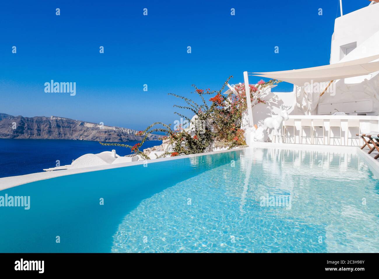 Oia Santorini Grèce 15 septembre 2017, hôtels de luxe avec piscine à débordement à l'île grecque Santorini Banque D'Images