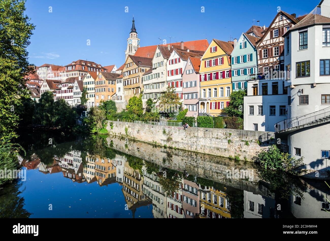 Belles maisons historiques au bord de l'eau à Tübingen, Allemagne Banque D'Images