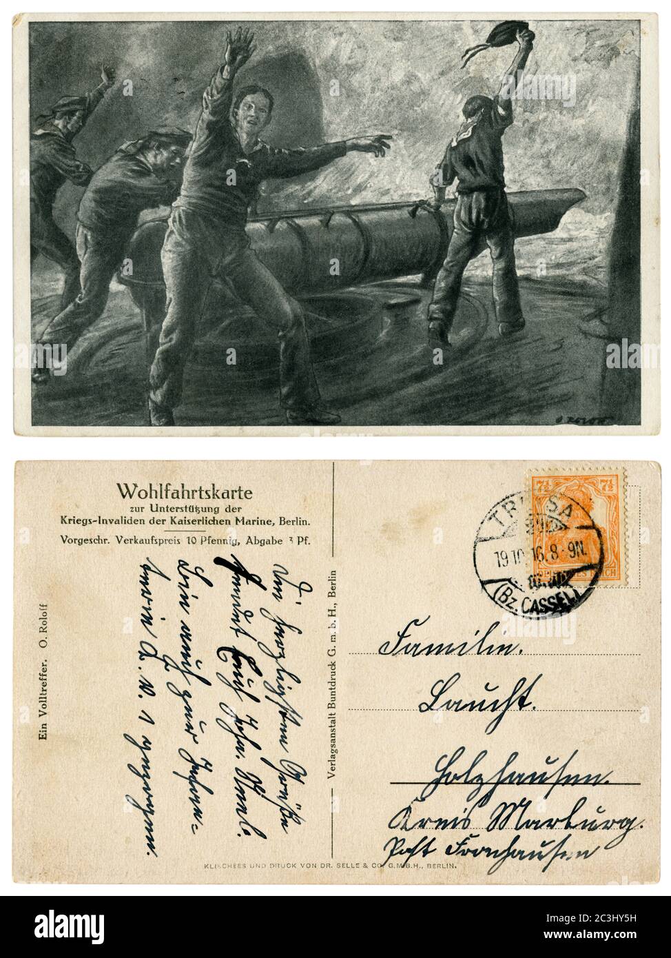 Carte postale historique allemande : marins de la Marine à bord d'un navire de guerre au tube de torpille pour lancer une torpille. Bataille maritime, la guerre mondiale un 1914-1918. Allemagne Banque D'Images