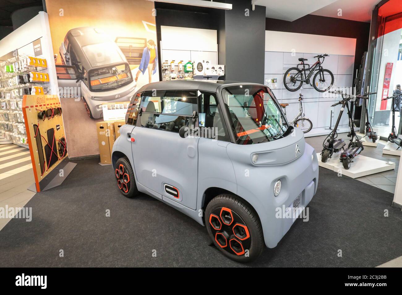 AMI PAR CITROEN, LA VOITURE ÉLECTRIQUE FRANÇAISE Banque D'Images