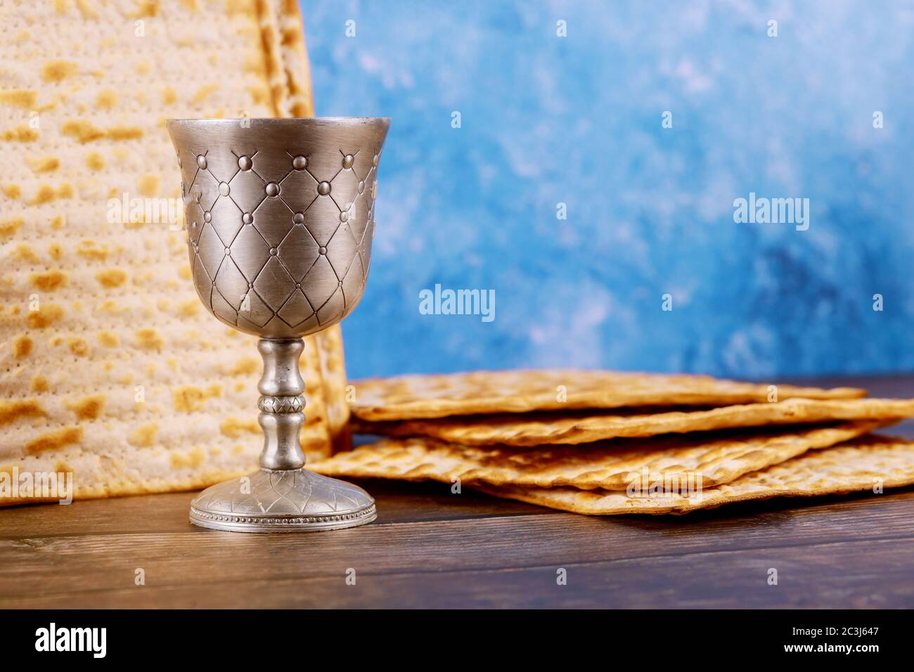 Zerodeko Ensemble De Tasses Et Soucoupes En Métal Judaica Shabbos Wine Elegant Shabbat Drink Experience