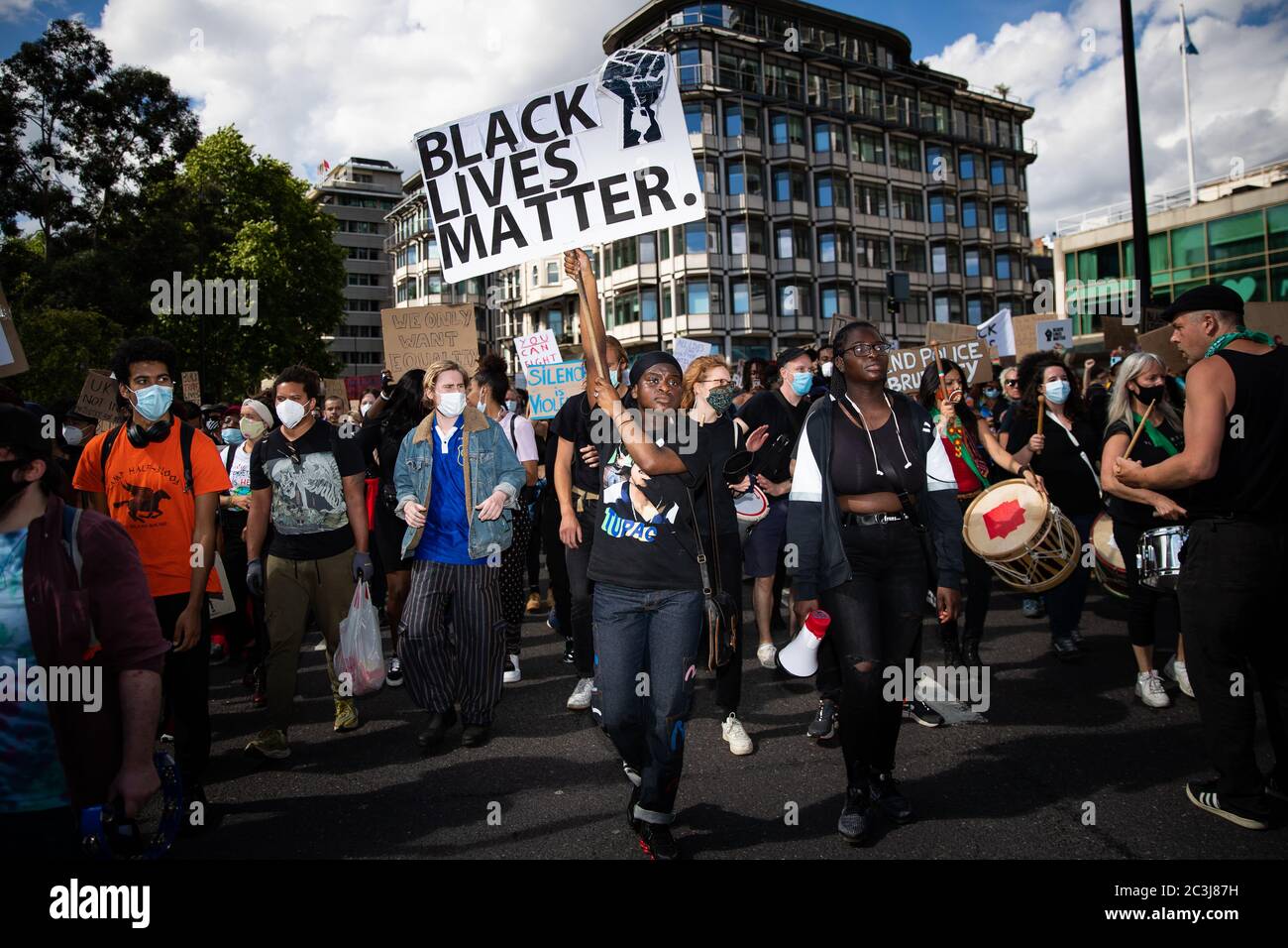 Les gens pendant la vie noire comptent se rassembler à Hyde Park Corner, Londres. Banque D'Images