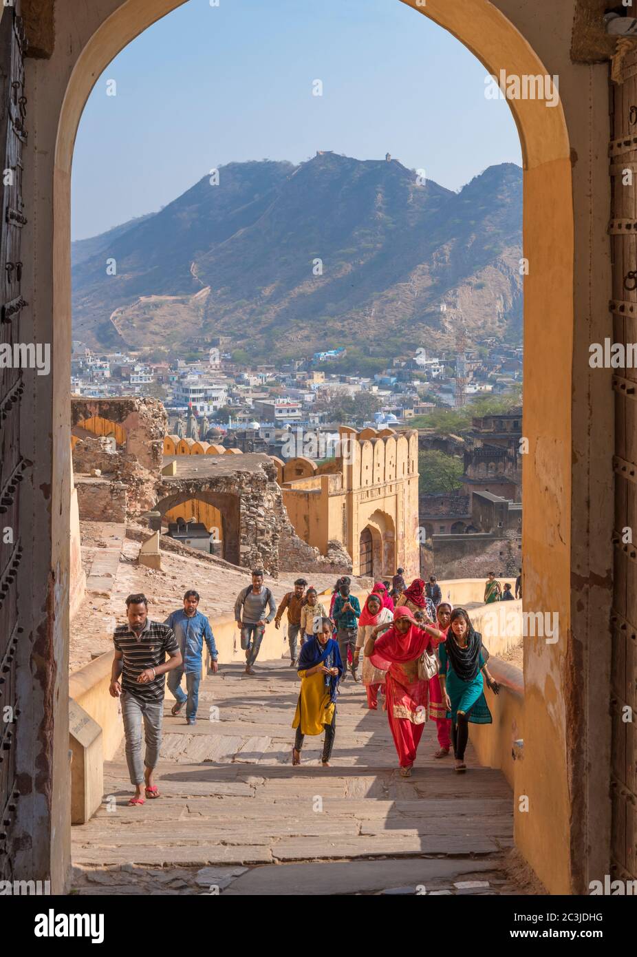 Chemin jusqu'au fort Amber (fort Amer), Jaipur, Rajasthan, Inde Banque D'Images