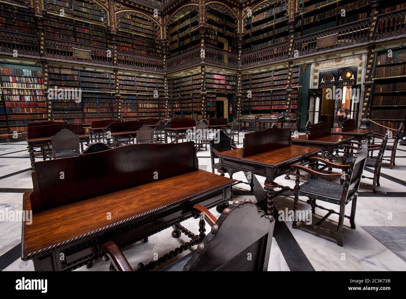 Salle de lecture du Cabinet Royal Portugais de lecture. Il a la plus grande et la plus précieuse littéraire du portugais hors Portugal. Banque D'Images