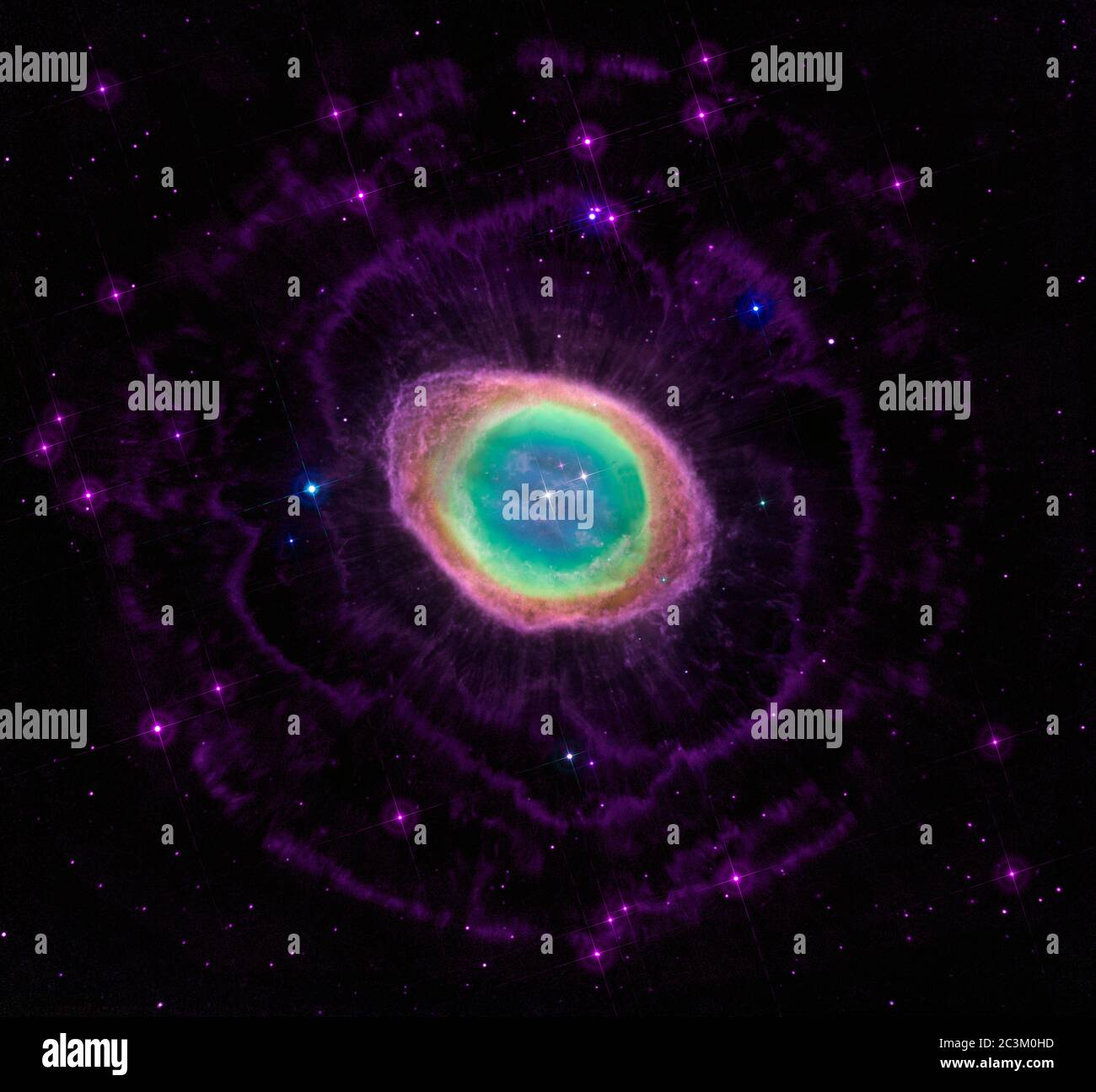 Nébuleuse annulaire en arrière-plan espace étoiles. Éléments d'image fournies par la NASA Banque D'Images