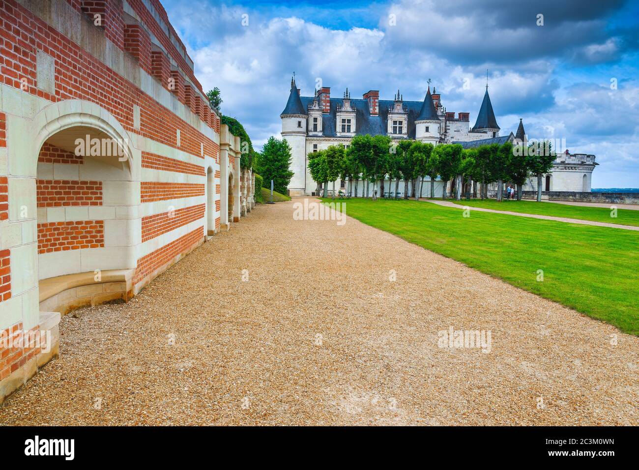 Magnifique jardin ornemental du château d'Amboise avec promenades, vallée de la Loire, France, Europe Banque D'Images