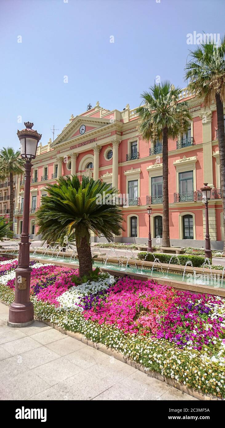 Hôtel de ville de Murcia Espagne et ses fleurs Banque D'Images
