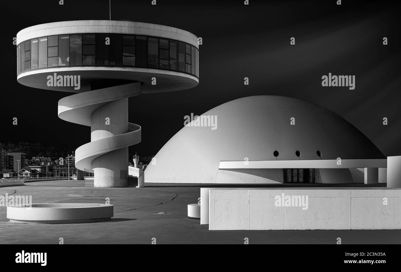 Centre Culturel International Oscar Niemeyer, Centro de Cultura Internacional Oscar Niemeyer, Aviles, Principauté des Asturies, Espagne, Europe Banque D'Images