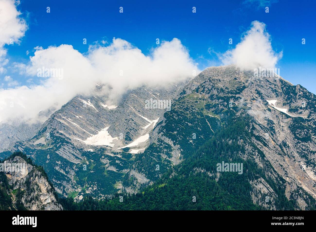 Grimming Mountain en été Banque D'Images