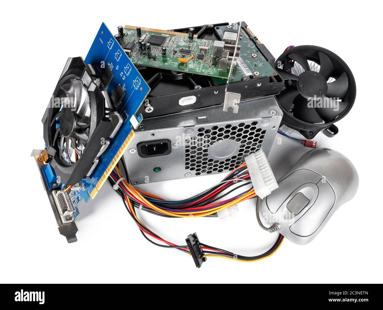 Pile de câbles et de périphériques informatiques anciens Banque D'Images