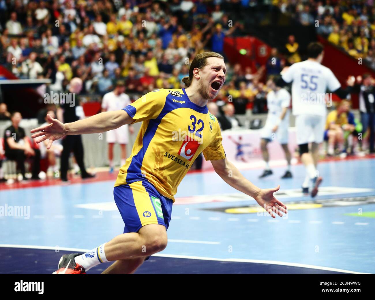 Linkoping, Suède titre du Championnat d'Europe de handball 20170506, Suède-Russie, aréna Saab, Linköping. Mattias Zachrisson, 26 ans, était le roi du terrain avec sept buts lorsque la Suède a battu la Russie 25-21 et a obtenu une place dans la finale de la coupe d'Europe en Croatie l'année prochaine. Photo Jeppe Gustafson Banque D'Images