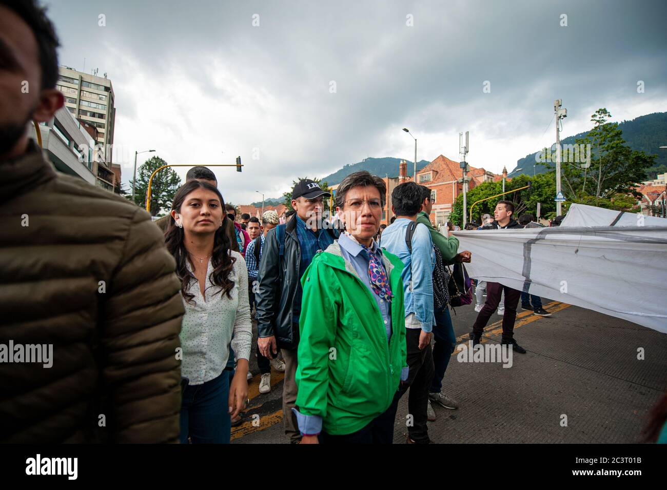 L'ancien maire de Bogota Claudia Lopez, participe avant de devenir maire sur les manifestations dans tout Bogota, ont lieu comme une protestation contre la police Banque D'Images