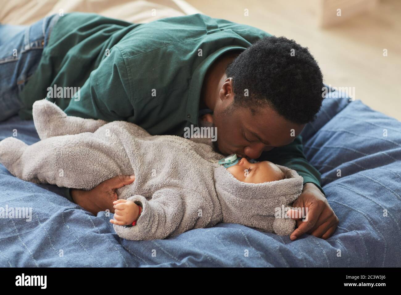 Bebe Metisse Banque D Image Et Photos Alamy Bebe Metisse Banque D Image Et Photos Alamy