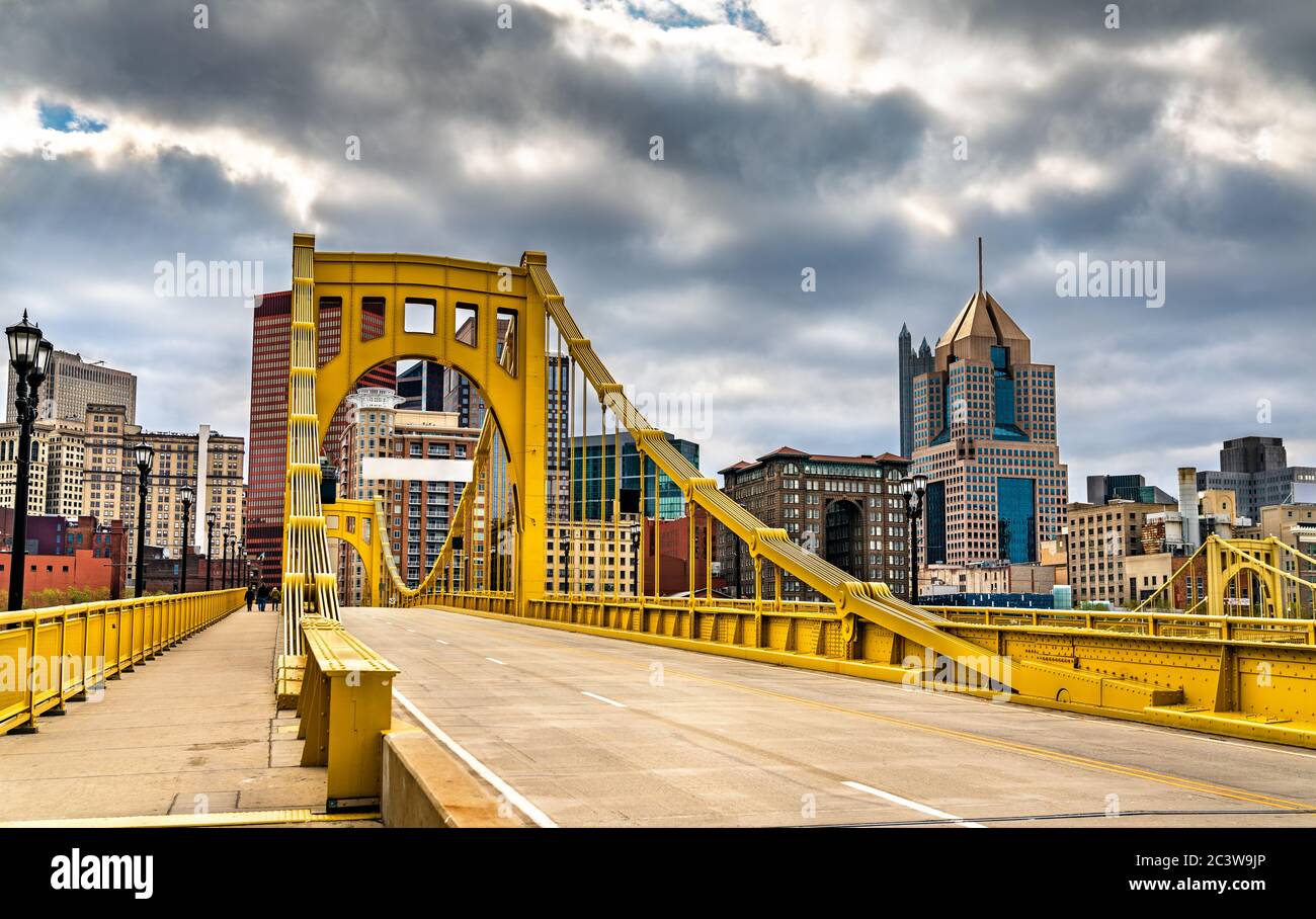 Pont Andy Warhol traversant la rivière Allegheny à Pittsburgh, Pennsylvanie Banque D'Images
