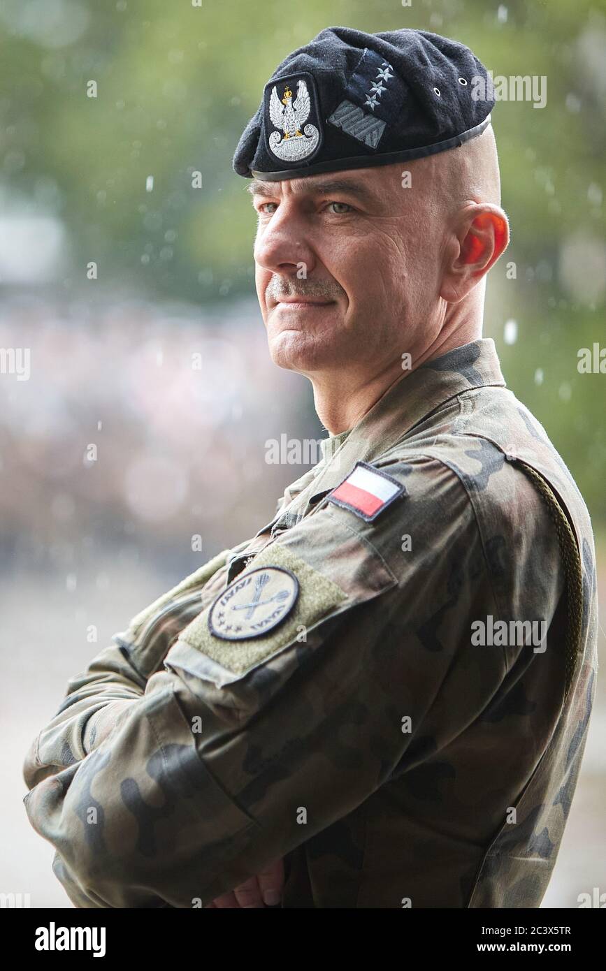 Varsovie, Mazovie, Pologne. 22 juin 2020. Général RAJMUND TOMASZ ANDRZEJCZAK le Chef d'état-major général de l'armée polonaise a accueilli le général JORG VOLLLMER, commandant du Commandement allié des forces combinées à Brunssum (Commandement de la Force interarmées alliée - JFC).dans la photo: RAJMUND TOMASZ ANDRZEJCZAK crédit: Hubert Mathis/ZUMA Wire/Alamy Live Banque D'Images