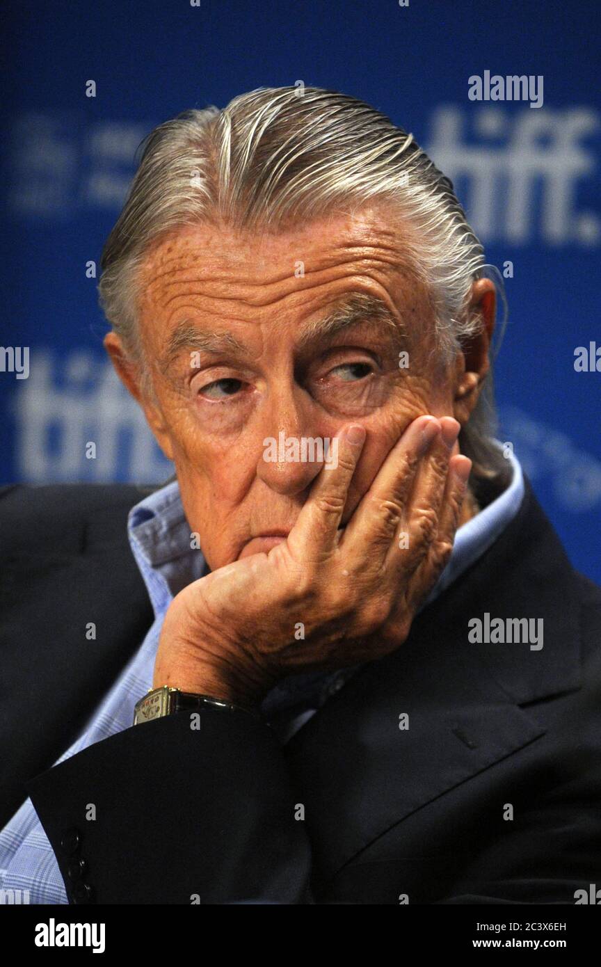 ***PHOTO DU FICHIER*** le directeur Joel Schumacher est décédé à 80. Joel Schumacher à la conférence de presse 'Trespass', lors du Festival international du film de Toronto 2011, au TIFF Bell Lightbox, le 14 septembre 2011 à Toronto, Canada. Crédit : Dennis Van Tine/MediaPunch Banque D'Images