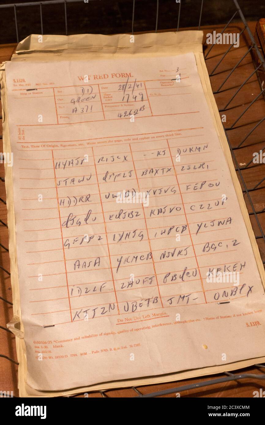 A W/T Red Form, utilisé par les brise-code de Bletchley Park, Bletchley, Buckinghamshire, Royaume-Uni. Banque D'Images
