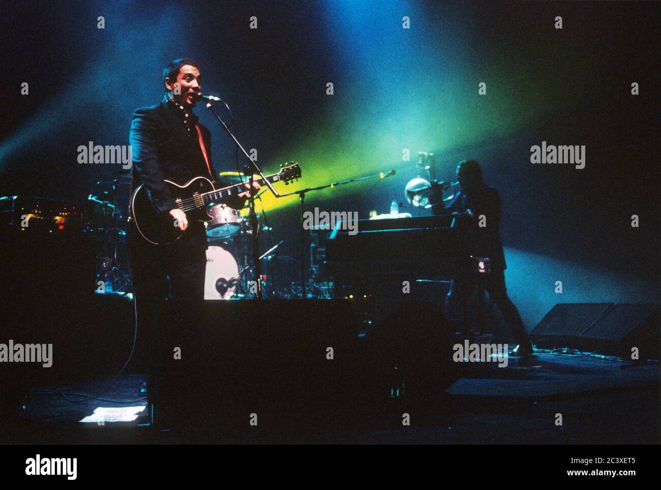 Amusez-vous avec des criminels qui jouent à la Brixton Academy octobre 1999. Brixton, Londres, Angleterre, Royaume-Uni. Banque D'Images