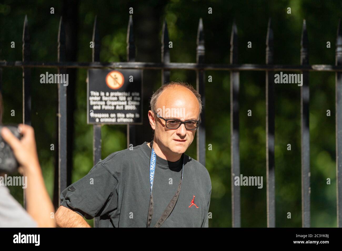 Londres, Royaume-Uni. 23 juin 2020. Dominic Cummings arrive à Downing Street, Londres crédit: Ian Davidson/Alay Live News Banque D'Images