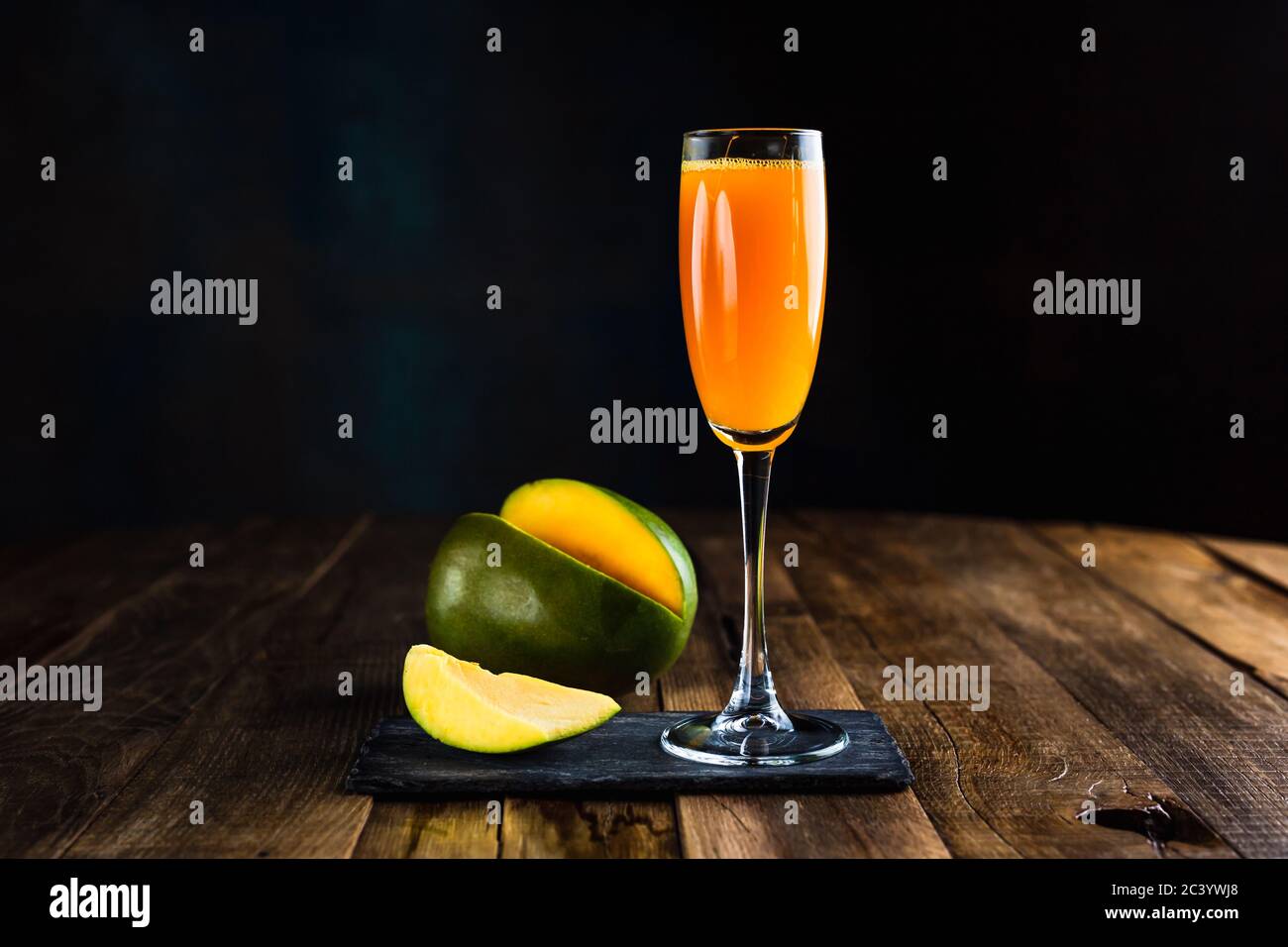Cocktail de vin mousseux Banque de photographies et d’images à haute