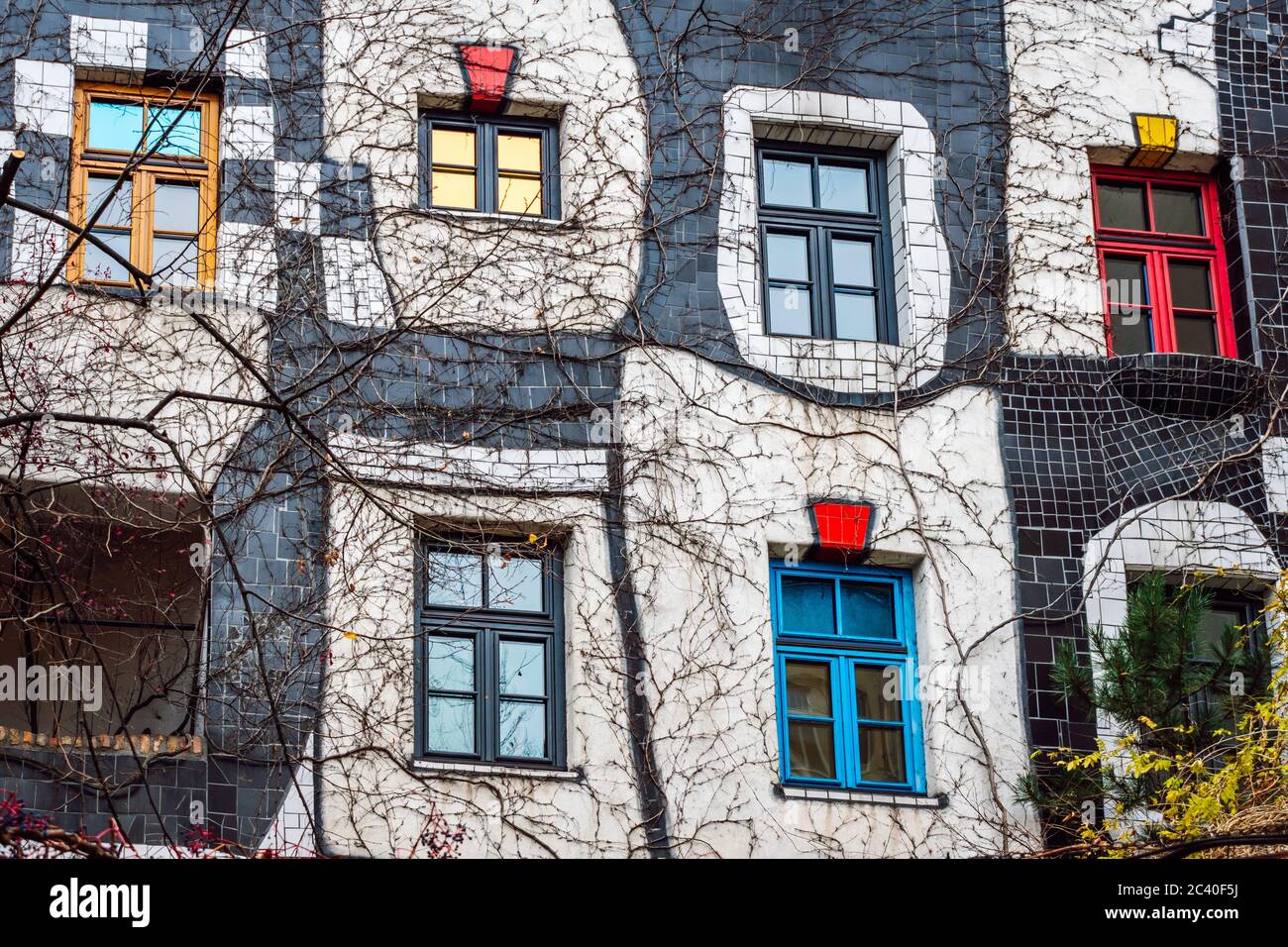 Le musée Hundertwasser ( Kunst Haus Wien ) abrite une collection d'œuvres de l'artiste viennoise Freidrich Hundertwasser, qui a conçu l'emblématique Banque D'Images