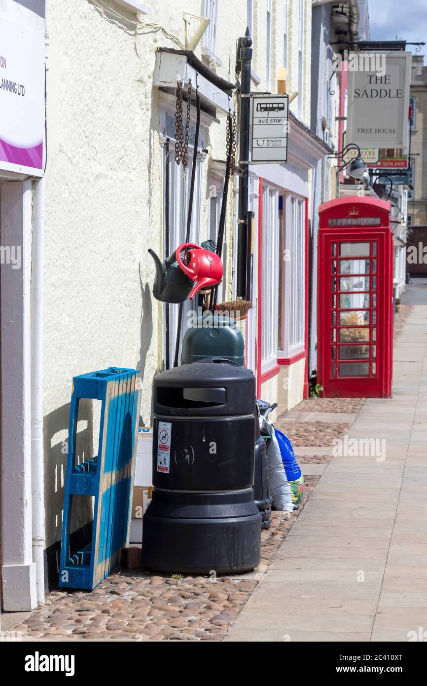 Kimbolton High Street un samedi pendant le confinement pandémique de Covid-19. Cambridgeshire, Angleterre, Royaume-Uni. Banque D'Images