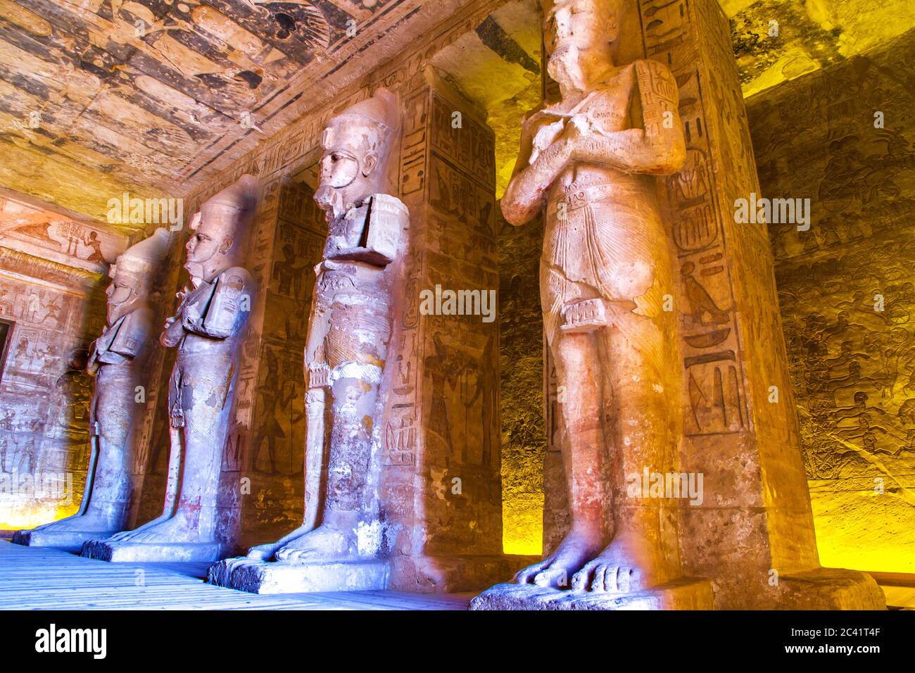 Intérieur du temple Abu Simbel, site classé au patrimoine mondial de l'UNESCO, Assouan, Égypte. Banque D'Images