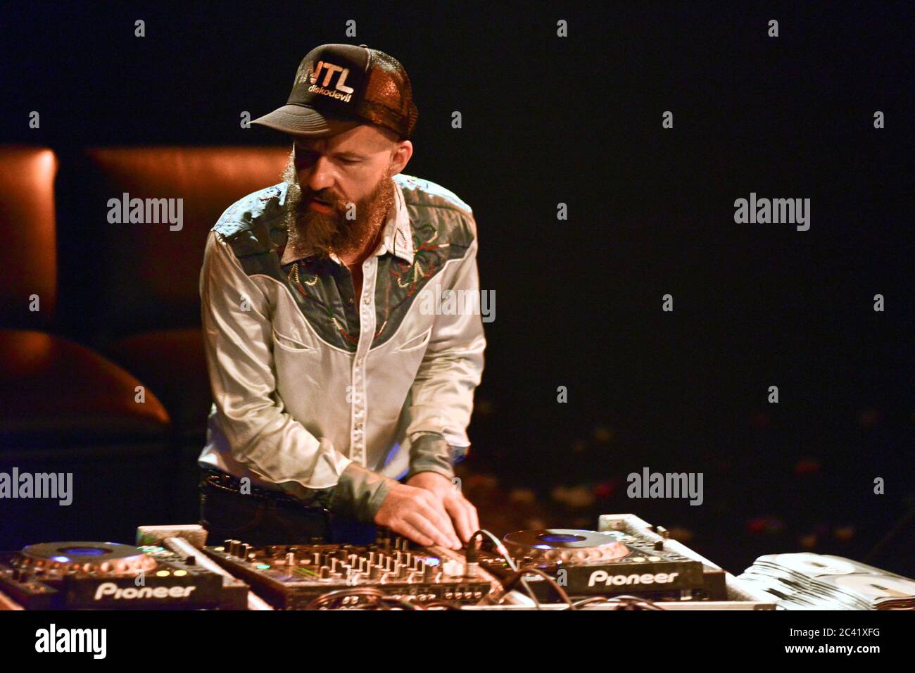 Shantel, DJ et producteur de musique balkanique, en direct Banque D'Images