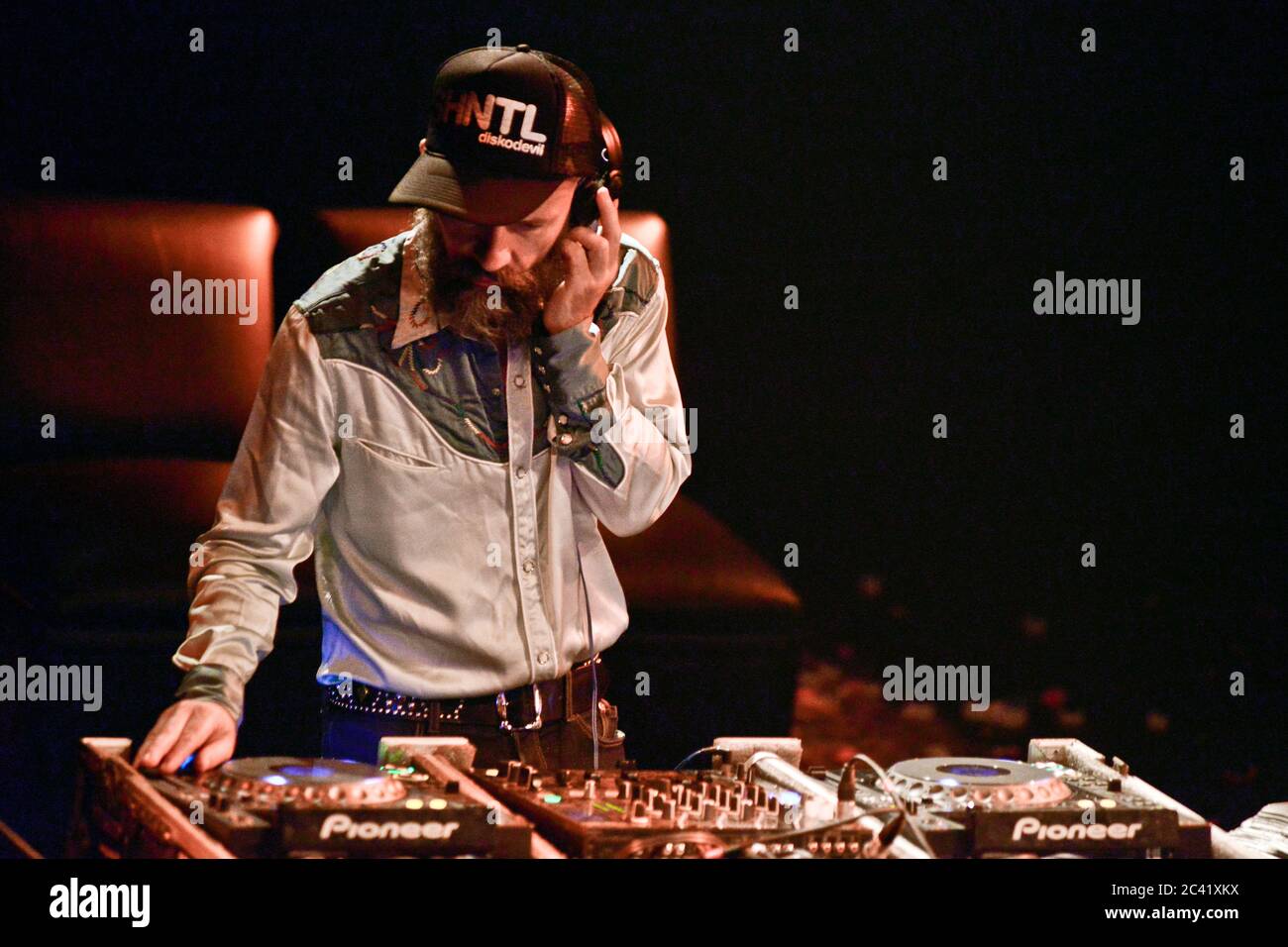 Shantel, DJ et producteur de musique balkanique, en direct Banque D'Images