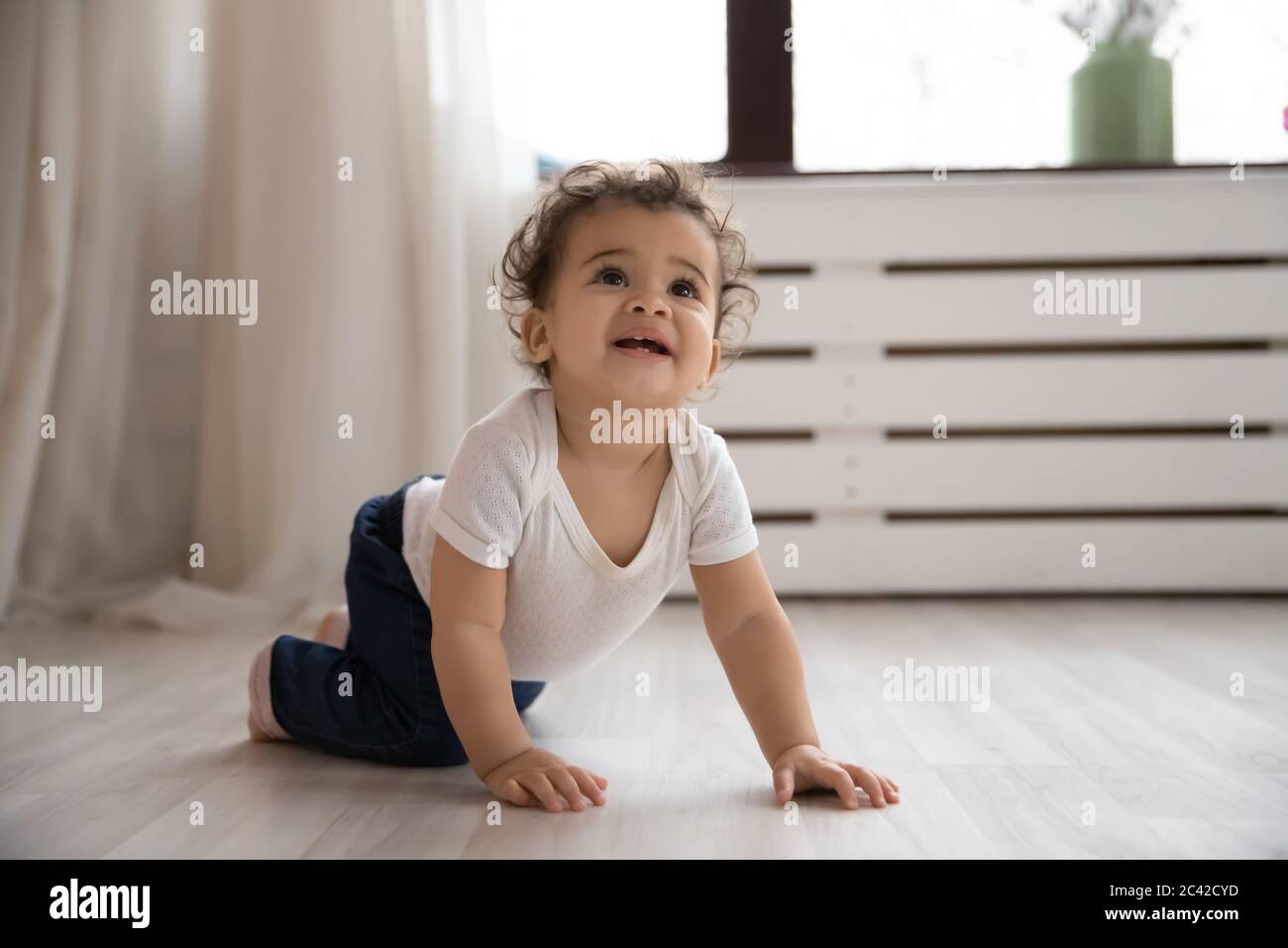 Enfant Metisse Banque D Image Et Photos Alamy